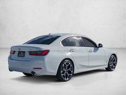 Used 2025 BMW 330i Sedan w/ Convenience Package image 5