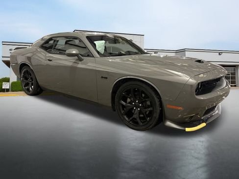 Used 2023 Dodge Challenger R/T w/ Blacktop Package image 7