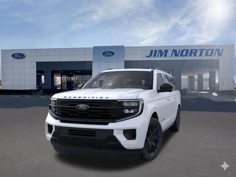 New 2026 Ford Expedition Max Platinum w/ Stealth Appearance Package AWD/4WD image 3