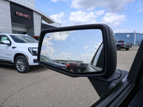 New 2026 GMC Sierra 1500 Elevation w/ Elevation Premium Package AWD/4WD image 24