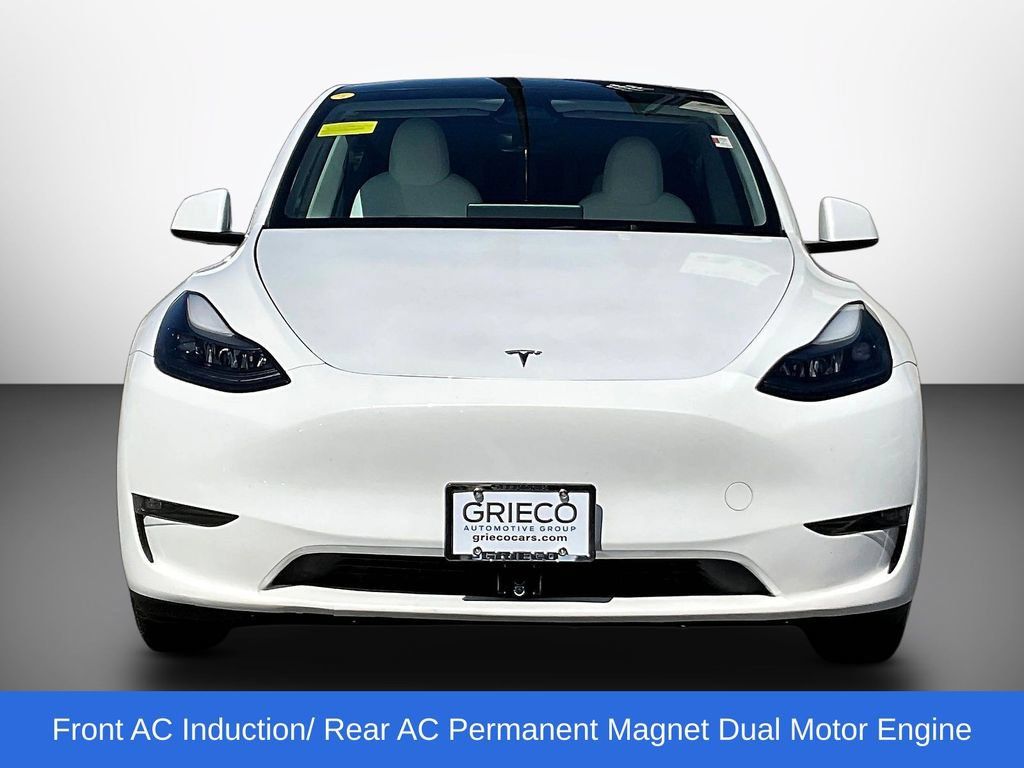 Used 2024 Tesla Model Y Long Range AWD/4WD image 2
