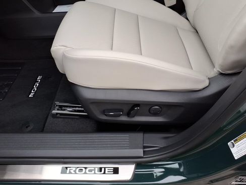 New 2026 Nissan Rogue Dark Armor FWD image 7
