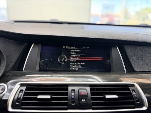 Used 2014 BMW 550i Gran Turismo RWD image 13
