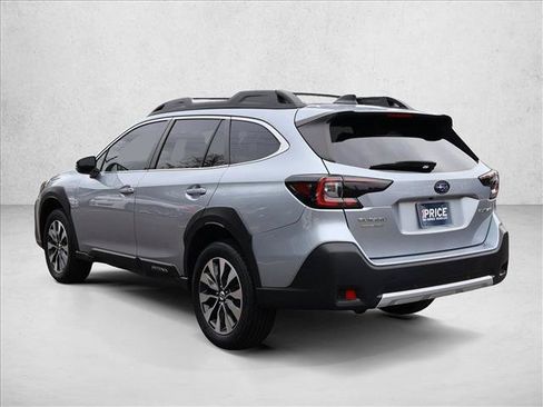 Used 2023 Subaru Outback Limited AWD/4WD image 8