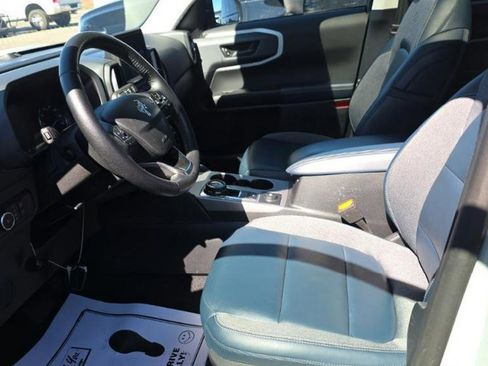 Used 2023 Ford Bronco Sport Outer Banks w/ Tech Package image 3