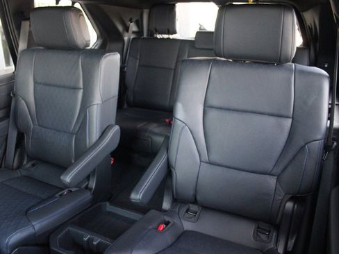 New 2026 Toyota Sequoia Platinum AWD/4WD image 33