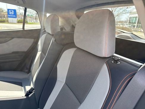 Used 2021 Subaru Crosstrek 2.0i Premium w/ Moonroof Package AWD/4WD image 19