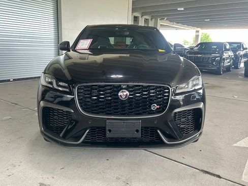 Used 2021 Jaguar F-PACE SVR AWD/4WD image 8