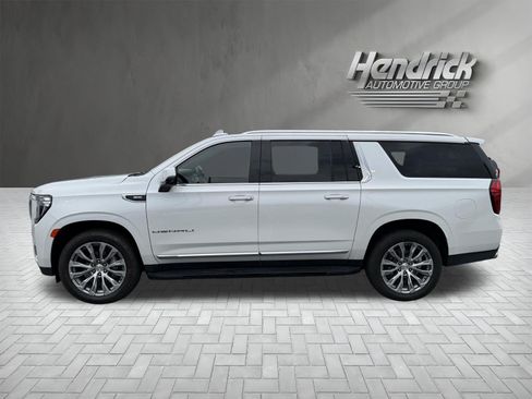 Used 2023 GMC Yukon XL Denali RWD image 7