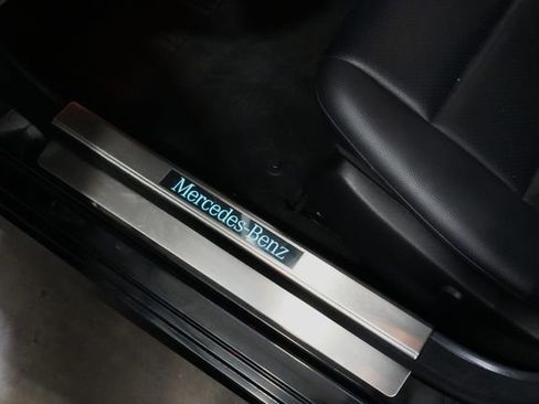 Used 2012 Mercedes-Benz C 250 Sedan image 19