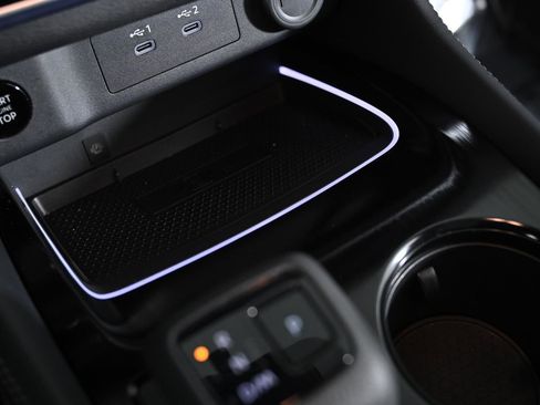 Used 2024 Nissan Rogue Platinum image 21