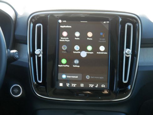 New 2026 Volvo XC40 B5 Ultra w/ Climate Package image 8