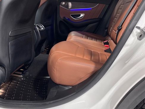 Used 2021 Mercedes-Benz GLC 43 AMG 4MATIC image 21