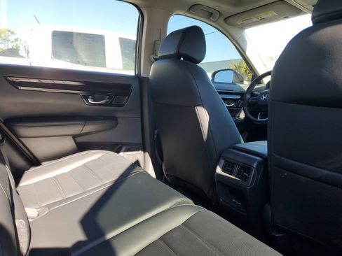 Used 2024 Honda CR-V EX-L image 8