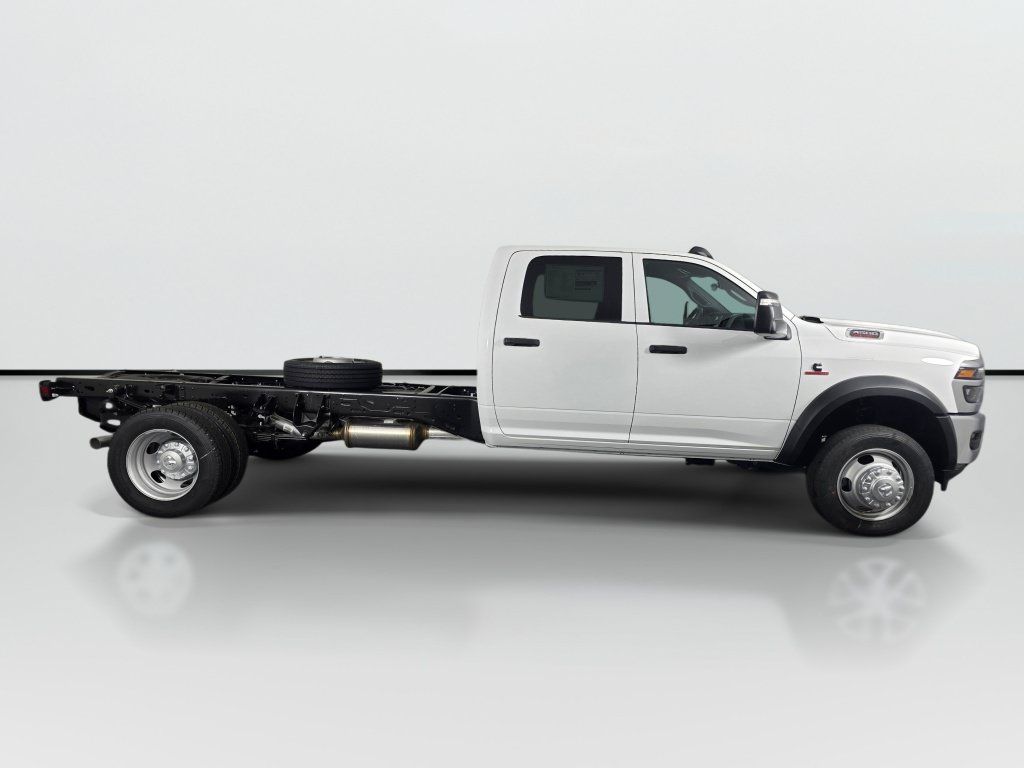 New 2026 RAM 4500 Tradesman w/ Chrome Appearance Group AWD/4WD image 4