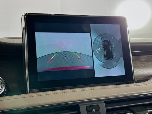 Used 2022 Lincoln Corsair Reserve w/ Equipment Group 201A image 23