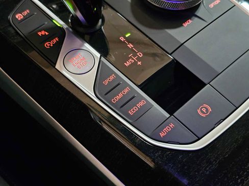 Used 2022 BMW 430i Coupe w/ Convenience Package image 32