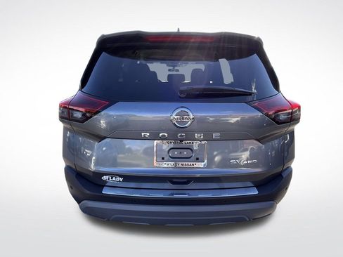 Used 2021 Nissan Rogue SV image 19