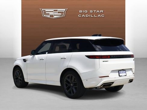 Used 2023 Land Rover Range Rover Sport SE Dynamic AWD/4WD image 3