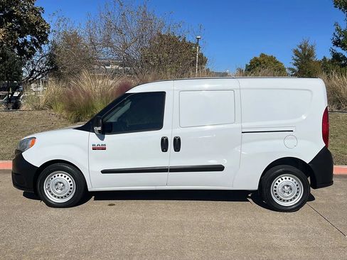 Used 2021 RAM ProMaster City Tradesman w/ Window Group 04 image 3