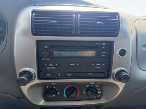 Used 2011 Ford Ranger XLT RWD image 23