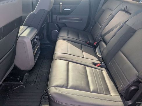 Used 2024 GMC Hummer EV 3X AWD/4WD image 34