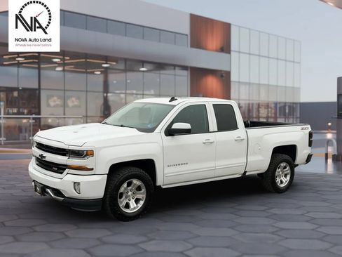 Used 2017 Chevrolet Silverado 1500 LT w/ All Star Edition image 5
