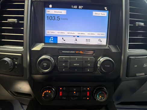 Used 2019 Ford F150 XLT w/ Equipment Group 302A Luxury AWD/4WD image 12