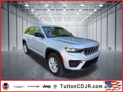 Used 2023 Jeep Grand Cherokee Laredo X