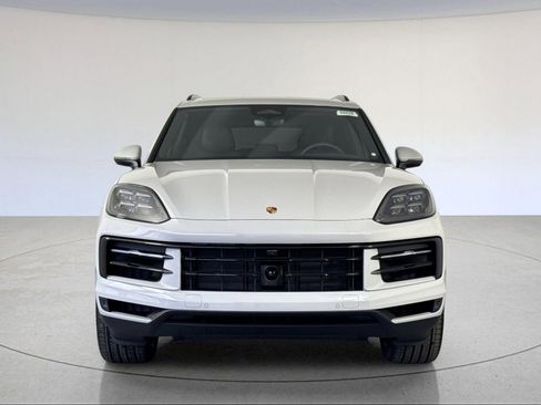 New 2026 Porsche Cayenne image 11