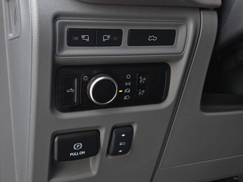 Used 2023 Ford F150 Lightning XLT AWD/4WD image 24