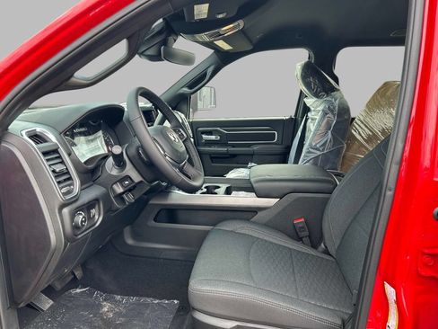 New 2026 RAM 2500 Big Horn AWD/4WD image 5