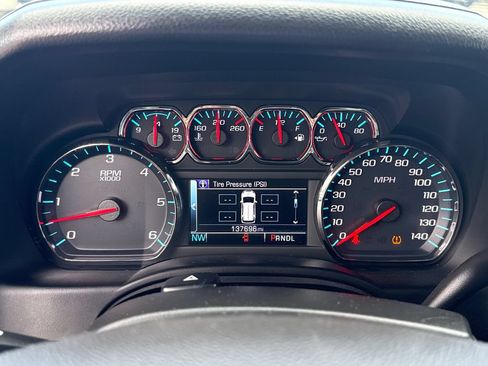 Used 2019 Chevrolet Tahoe LT RWD image 17