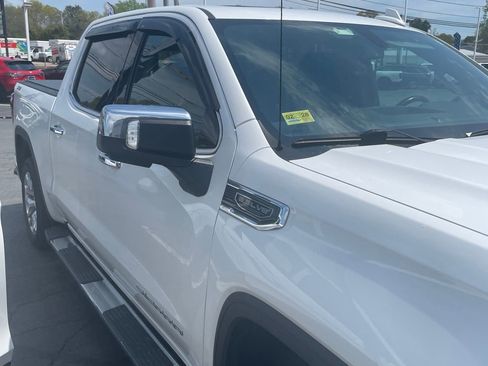 Used 2019 GMC Sierra 1500 SLT w/ SLT Premium Package AWD/4WD image 2