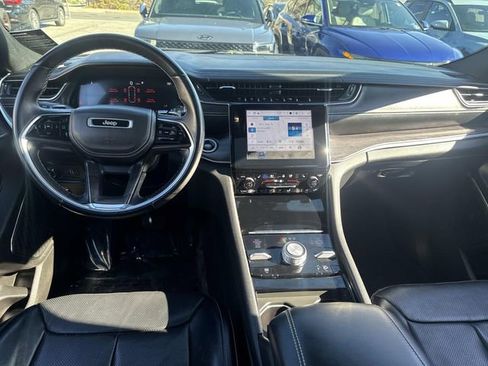 Used 2022 Jeep Grand Cherokee Overland image 17