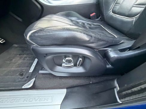 Used 2017 Land Rover Range Rover Sport SVR AWD/4WD image 15