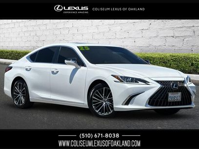 Used 2025 Lexus ES 300h w/ Premium Package