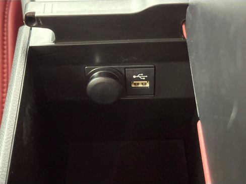 Used 2024 Lexus UX 250h F Sport FWD image 36