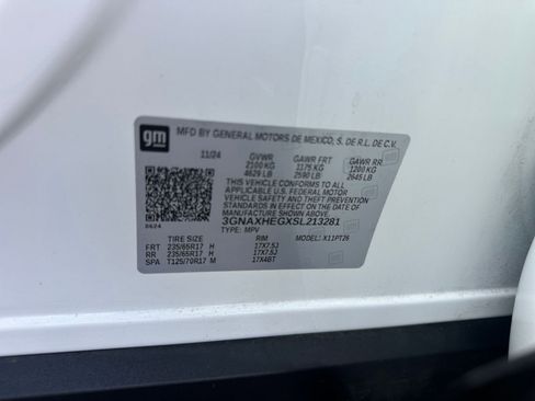 Used 2025 Chevrolet Equinox LT image 28