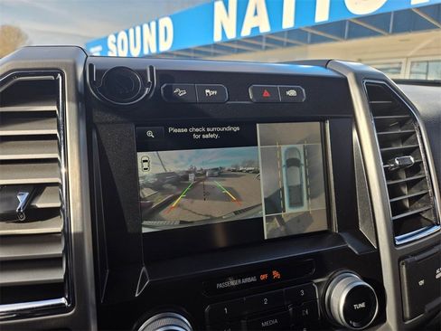 Used 2015 Ford F150 Platinum w/ Equipment Group 701A Luxury image 14