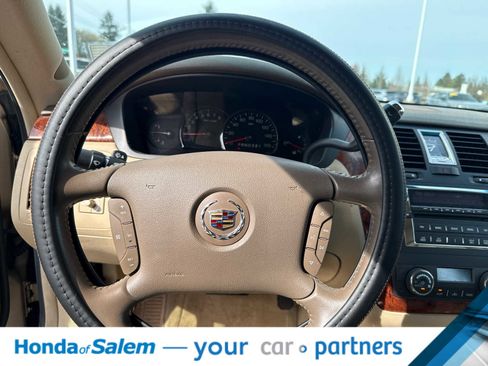 Used 2006 Cadillac DTS w/ Sun And Sound Package image 15