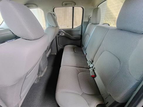 Used 2013 Nissan Frontier SV w/ SV Value Truck Pkg RWD image 53