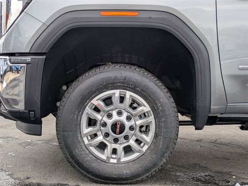 New 2026 GMC Sierra 2500 Pro image 8