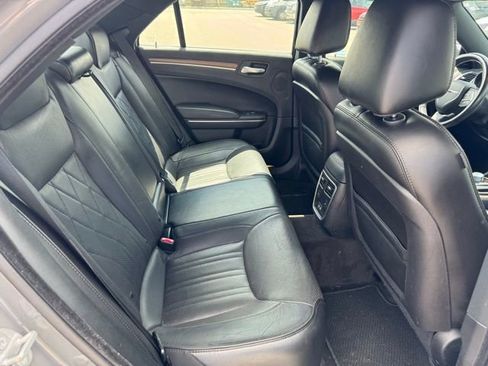 Used 2018 Chrysler 300 C w/ Safetytec Plus Group image 14