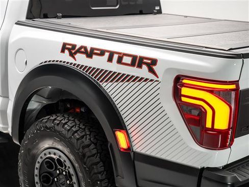 Used 2025 Ford F150 Raptor image 35