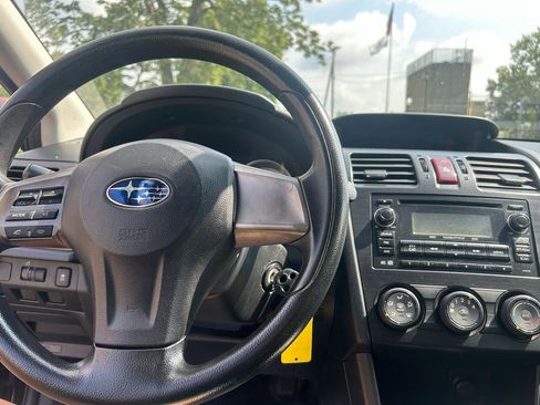 Used 2014 Subaru Impreza 2.0i AWD/4WD image 6