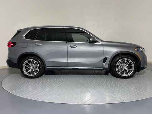 Used 2026 BMW X5 sDrive40i RWD image 8