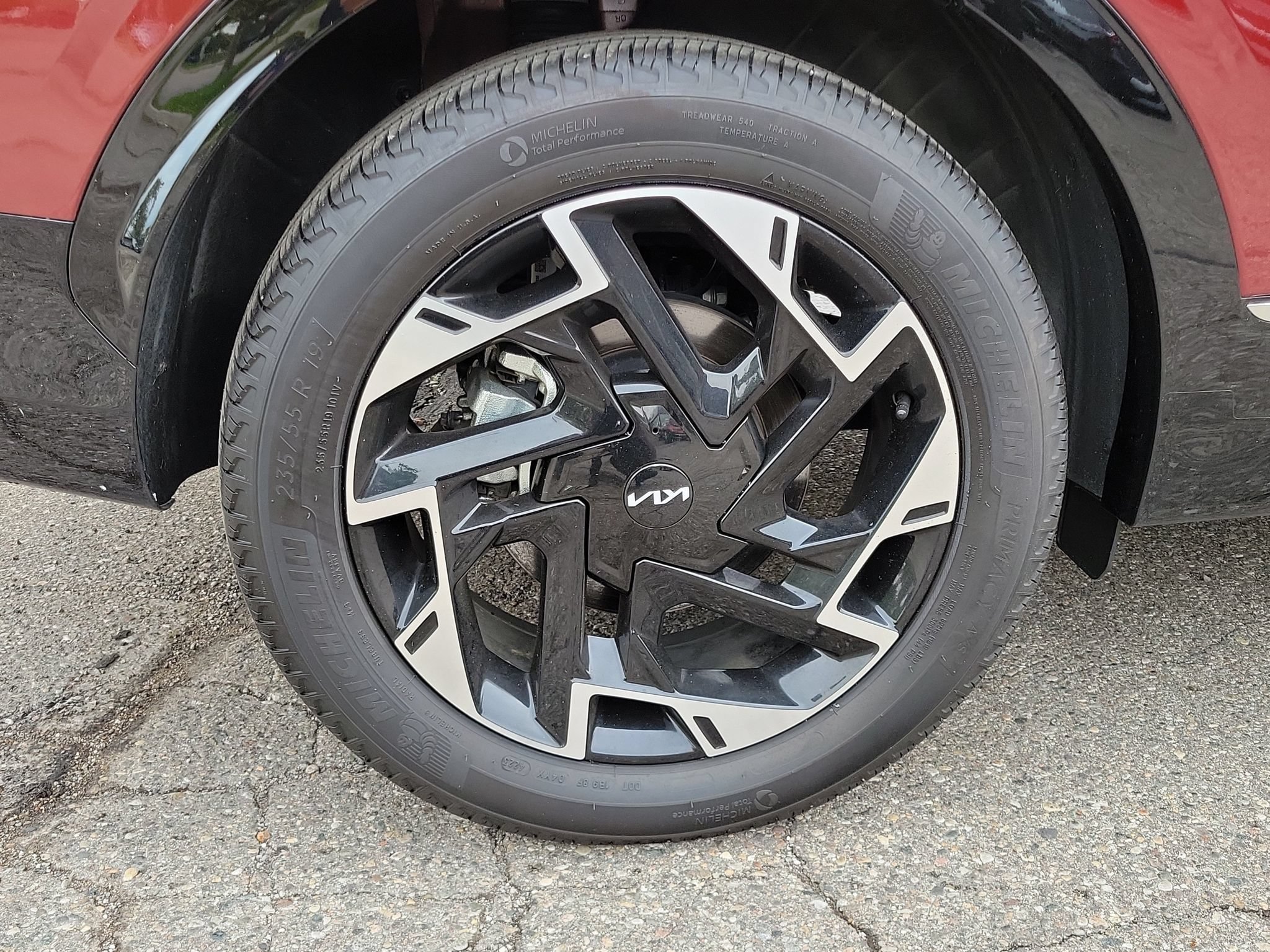 Certified 2024 Kia Sportage SX AWD/4WD image 31