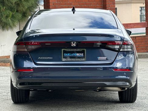Used 2025 Honda Accord Touring image 5