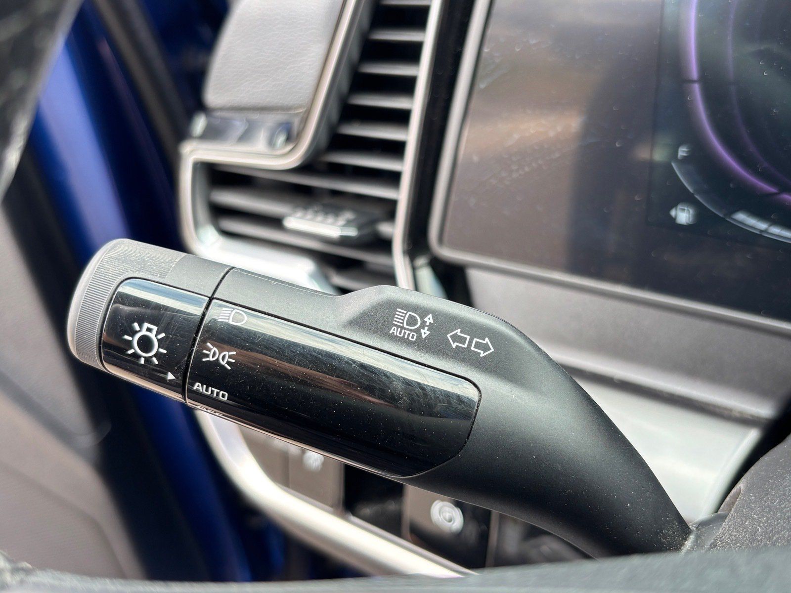 Certified 2024 Kia Sportage EX FWD image 24
